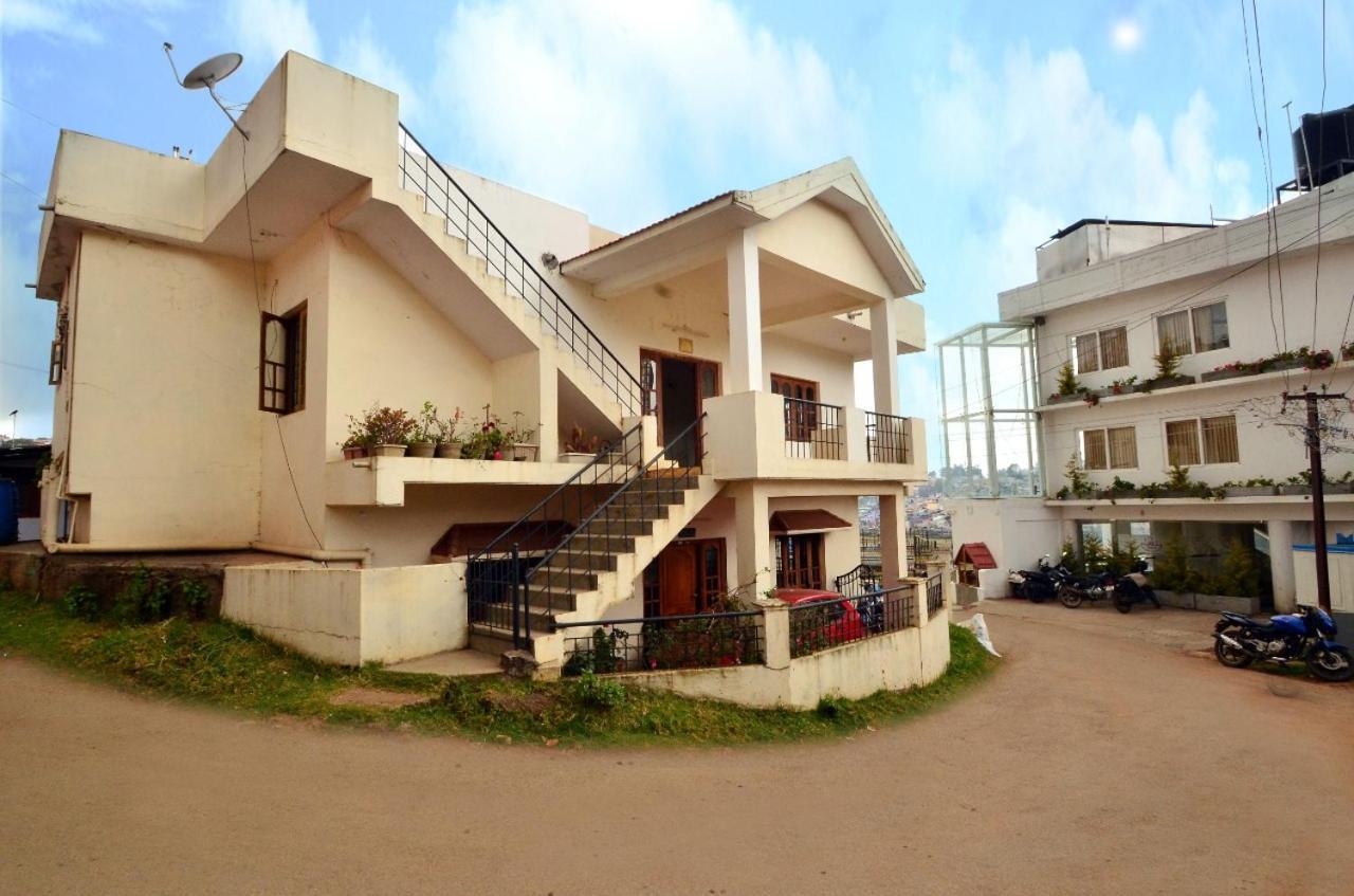 Al Haramain Home Stay Un -Married And Stag Groups Not Allowed Udagamandalam Exterior photo